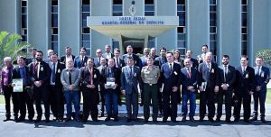 Leia mais sobre o artigo Prefeitos da AMAU e AMPLA em audiência no Quartel General do Exército em Brasília
