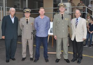 Leia mais sobre o artigo Presidente da AMAU participa da troca de comando do 13º BPM