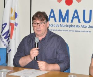 Leia mais sobre o artigo PREFEITO JULIANO ZUANAZZI É O NOVO PRESIDENTE DA AMAU