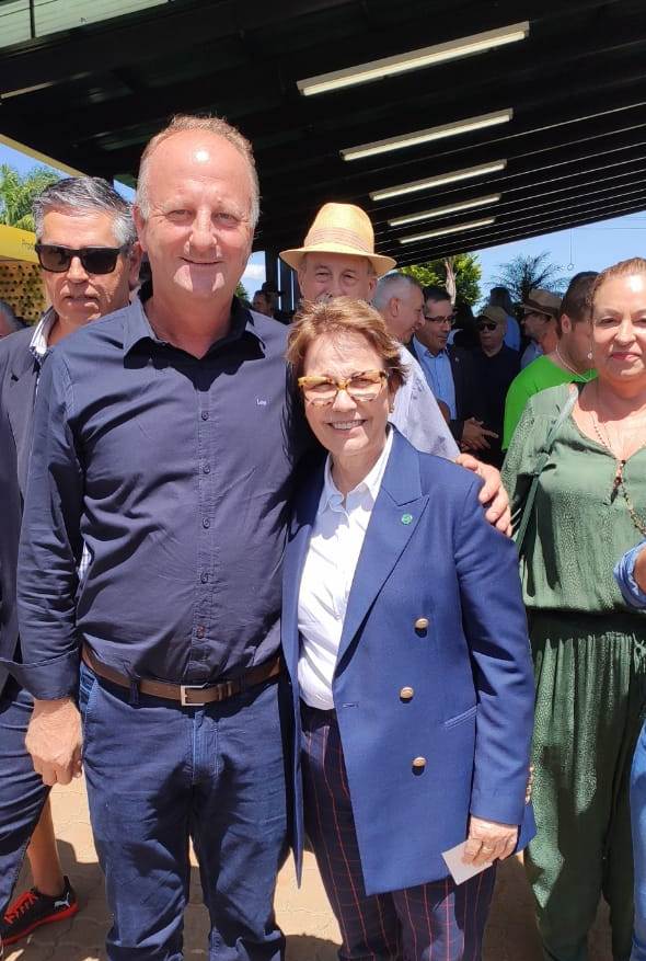 Você está visualizando atualmente PRESIDENTE DA AMAU PRESENTE NA ABERTURA DA EXPODIRETO 2020