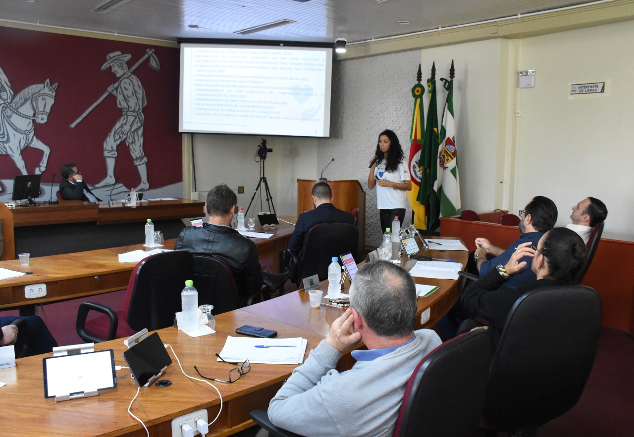 Você está visualizando atualmente AÇÕES DE SAÚDE PÚBLICA EM ERECHIM SÃO TEMA DA TRIBUNA LIVRE