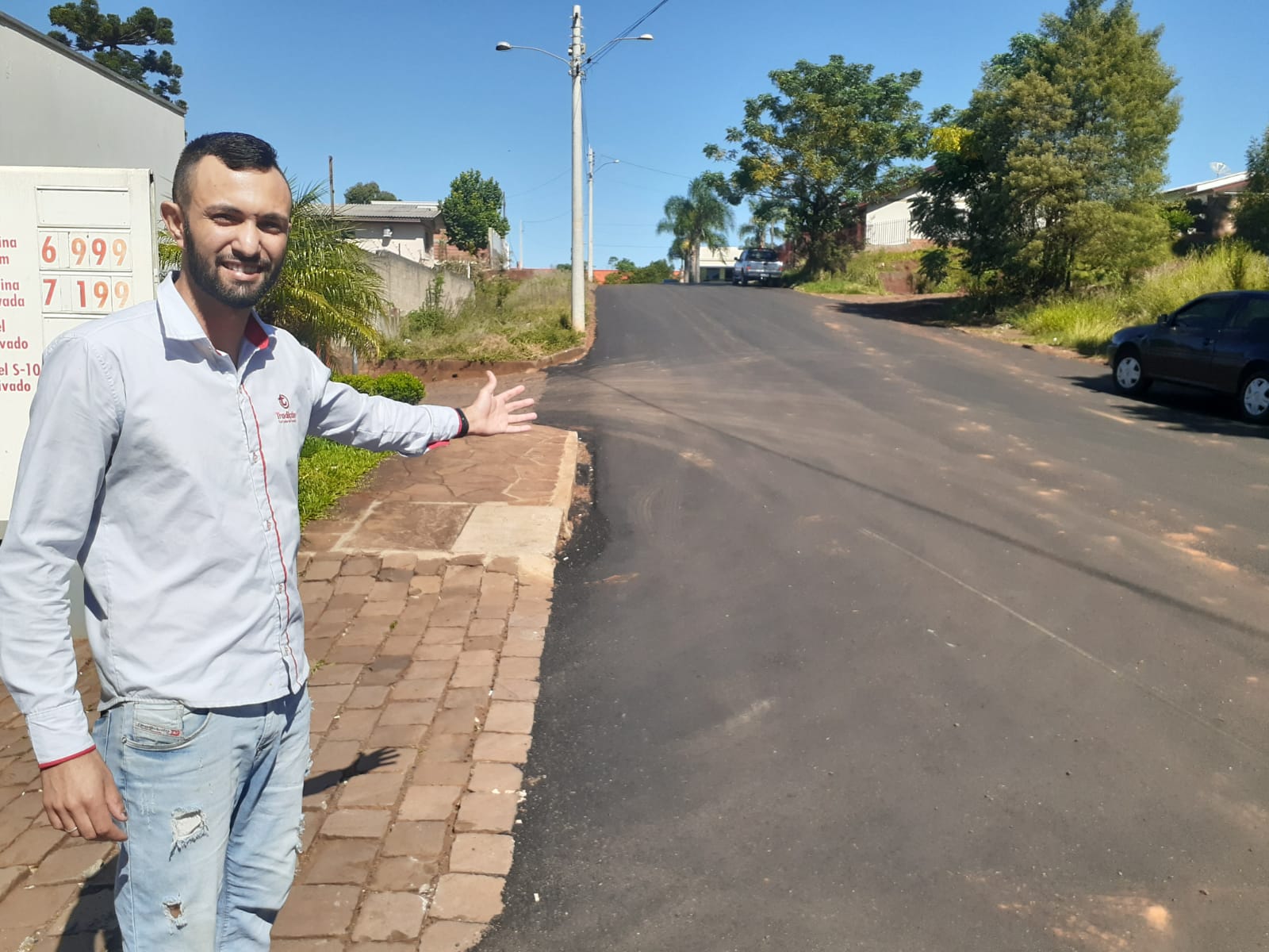 Você está visualizando atualmente MAIS DUAS RUAS ASFALTADAS E ROTA ALTERNATIVA NO BAIRRO BELA VISTA