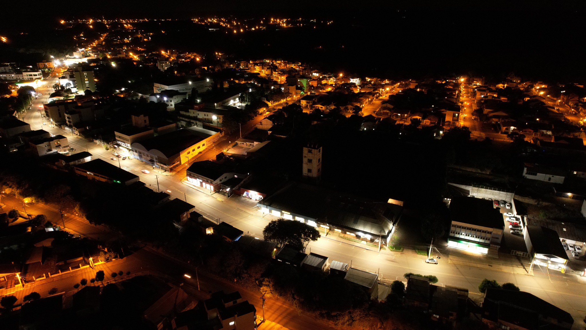 Você está visualizando atualmente EDITAL DA ILUMINAÇÃO PÚBLICA É PROTOCOLADO NO TRIBUNAL DE CONTAS