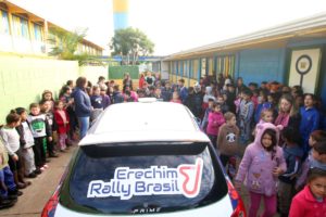 Leia mais sobre o artigo RALLY NA ESCOLA EMOCIONA E EDUCA