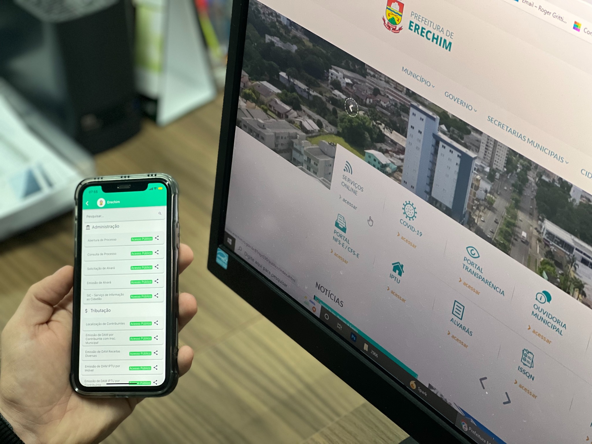 Você está visualizando atualmente A PARTIR DE JULHO, 52% DOS SERVIÇOS PÚBLICOS PODERÃO SER ABERTOS DE FORMA ON-LINE OU VIA APLICATIVO EM ERECHIM