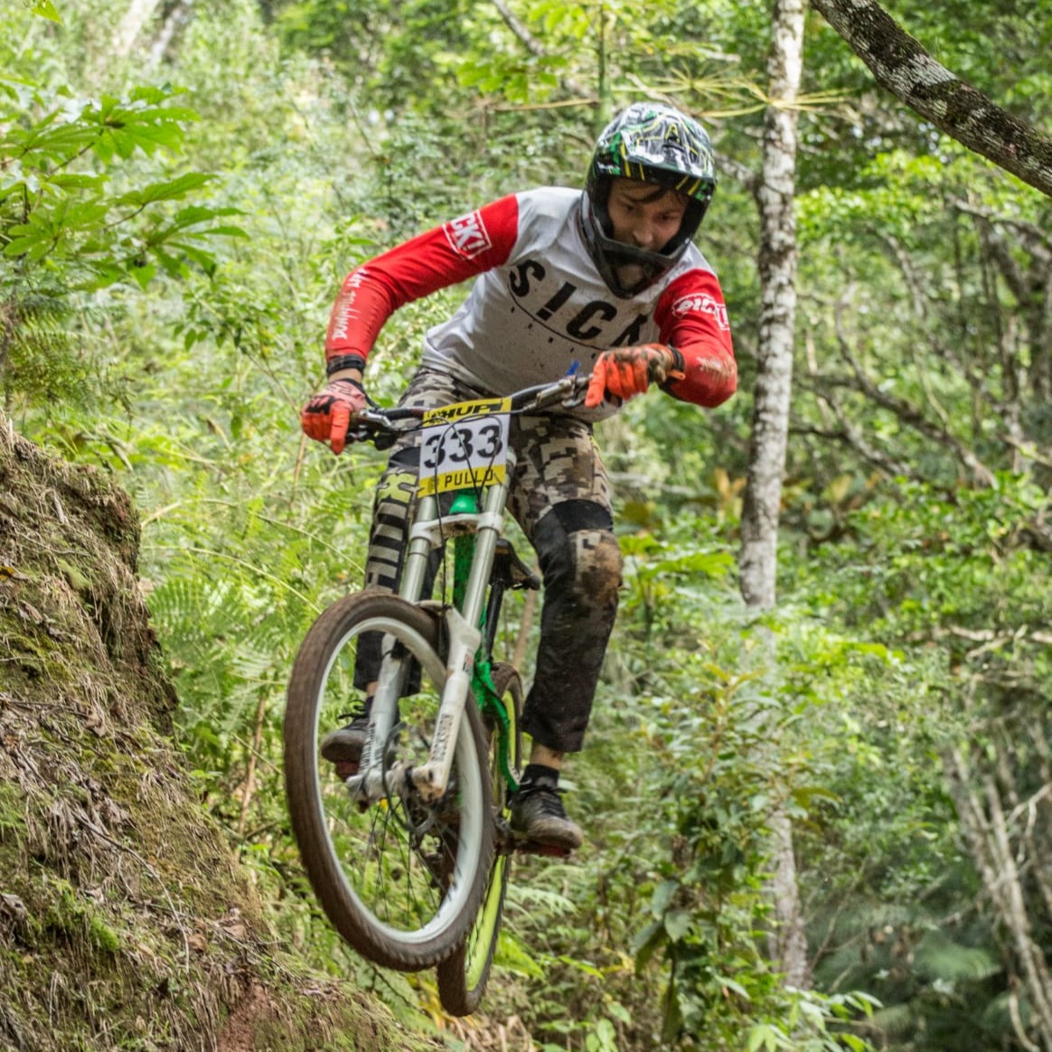 Você está visualizando atualmente Esporte inédito: Erval Grande passa a ter representante em campeonatos de downhill.