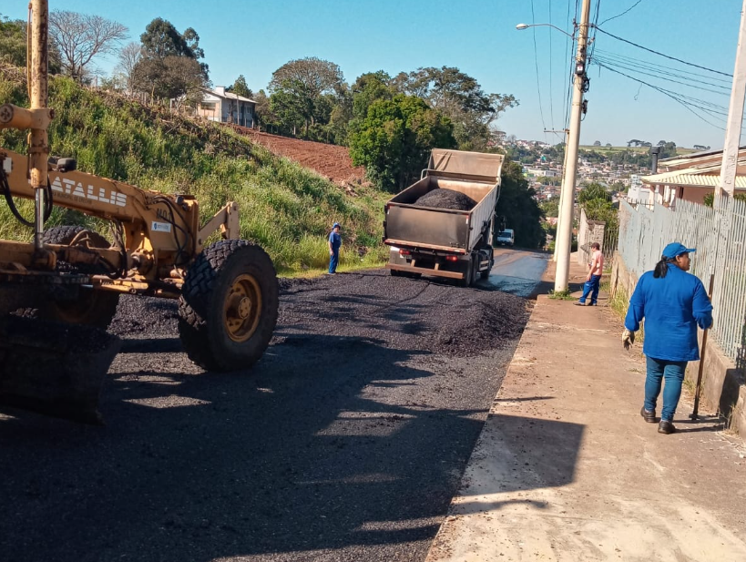 Você está visualizando atualmente EM 20 DIAS, 15 RUAS FORAM RECUPERADAS NO BAIRRO PROGRESSO