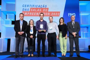 Leia mais sobre o artigo PREFEITURA DE ERECHIM É PREMIADA COM SELO OURO 2022 NO PROJETO SALA DO EMPREENDEDOR