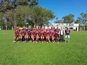 Leia mais sobre o artigo AVANÇAM JOGOS DO MUNICIPAL DE FUTEBOL E DA TAÇA ERECHIM DE FUTSAL