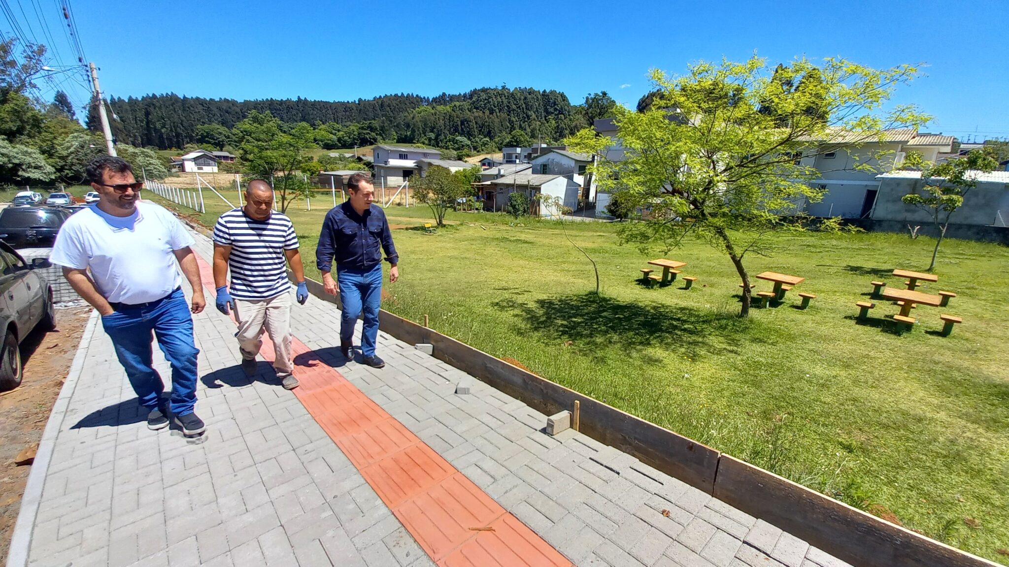 Você está visualizando atualmente REVITALIZAÇÃO DE ESPAÇOS DE LAZER NO PAIOL GRANDE E COTREL GANHA FORÇA