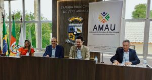 Leia mais sobre o artigo Prefeitos da AMAU se reúnem em Barão de Cotegipe e discutem problemas das chuvas