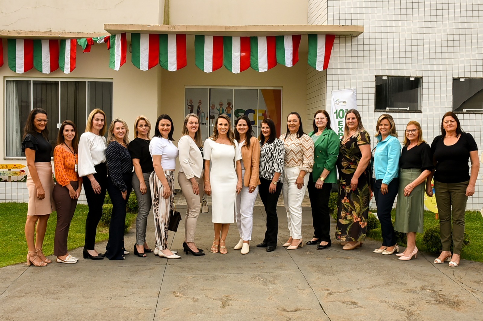 Leia mais sobre o artigo Primeiras-damas da AMAU realizam encontro em Severiano de Almeida