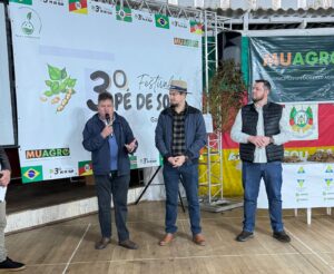 Leia mais sobre o artigo AMAU prestigia o 3º Festival do Pé de Soja em Gaurama