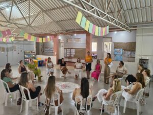 Leia mais sobre o artigo Primeiras-damas da AMAU fortalecem integração e destacam papel social em encontro em Centenário