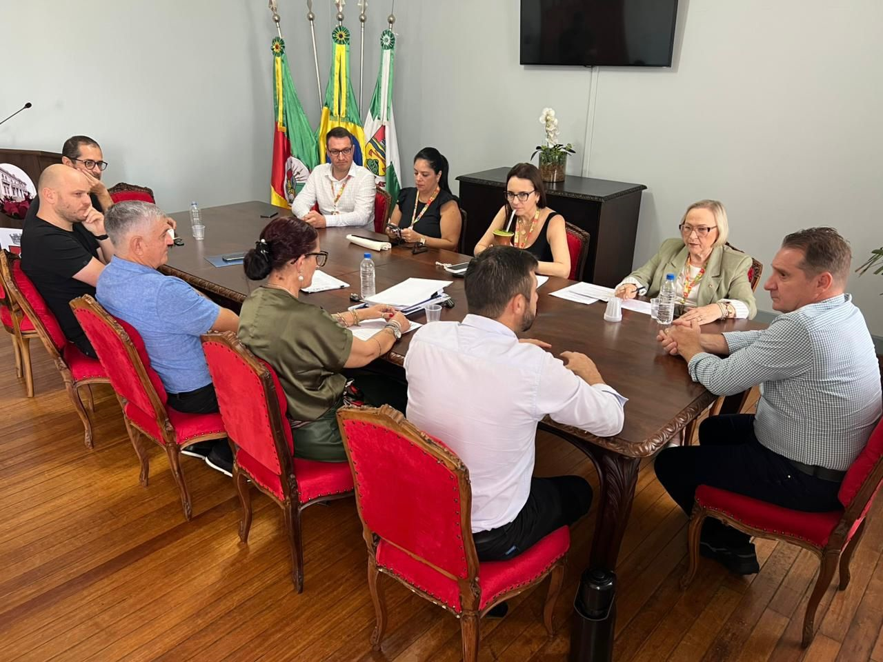 No momento, você está visualizando Secretária Estadual da Saúde cumpre agenda em Erechim e recebe demandas sobre o SAMU