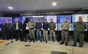 Leia mais sobre o artigo Erechim testa drones autônomos para atuar como primeiros respondedores em ocorrências policiais e de trânsito