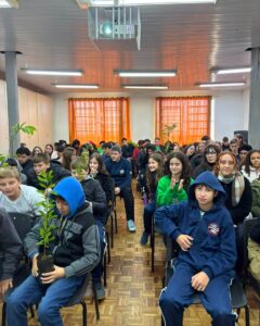 Leia mais sobre o artigo SEMANA DO MEIO AMBIENTE EM ESTAÇÃO: CONSCIENTIZAÇÃO, CUIDADO E SUSTENTABILIDADE!