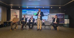 Leia mais sobre o artigo União e Defesa Regional: AMAU Participa da 3ª Edição do Interioriza Famurs em Passo Fundo